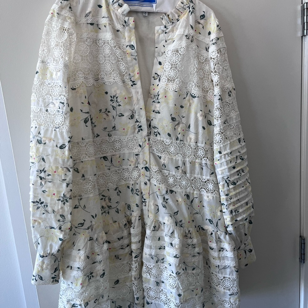 En Saison White Floral Lace-Trim Long Sleeve Dress